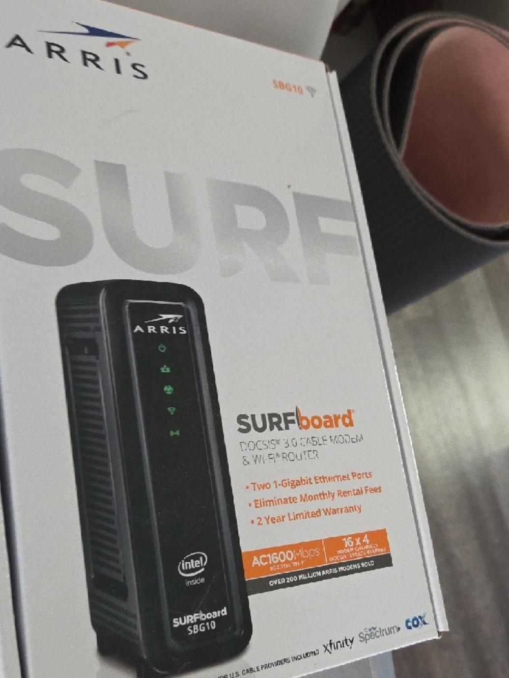 ARRIS DOCSIS 3.0 Cable Modem & Wi-Fi Router - Picture 4 of 4